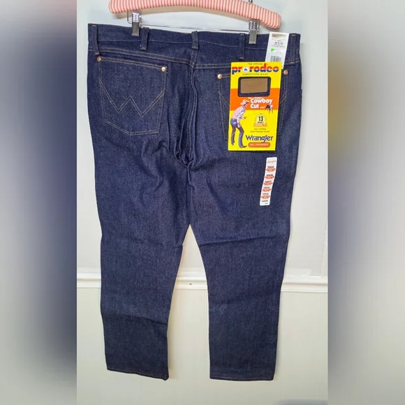 Wrangler Jeans Mens 38x30 Blue 13MWZ Straight Denim Pants Western Work Cowboy - Picture 2 of 9
